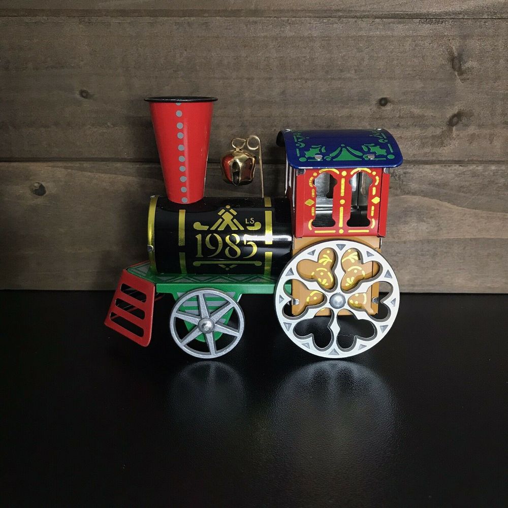 VINTAGE HALLMARK TRAIN Ornament 1985 Locomotive
